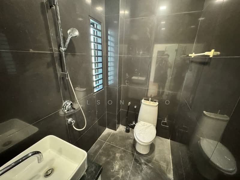 Rumah Teres 2 Tingkat untuk Dijual di Taman Kelab Ukay (Ulu Kelang) - Welson Moo - Bathroom - PropertyGuru.com.my