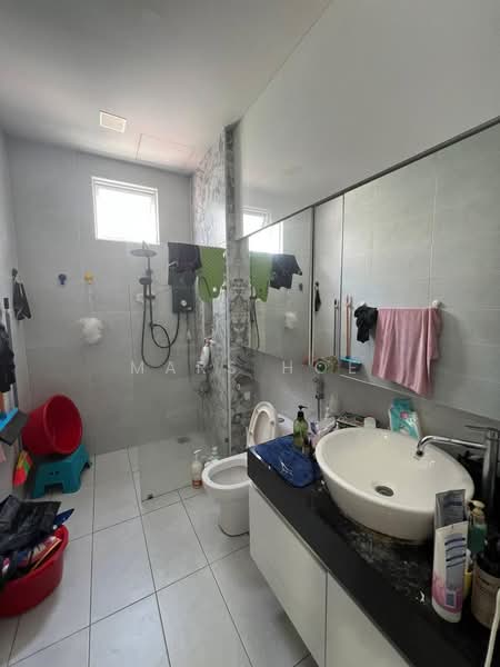Cluster House for Sale in Taman Mutiara Mas (Skudai) - Mars Hoe - Bathroom - PropertyGuru.com.my