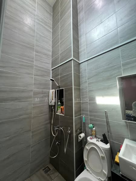 Cluster House for Sale in Taman Mutiara Mas (Skudai) - Mars Hoe - Bathroom - PropertyGuru.com.my