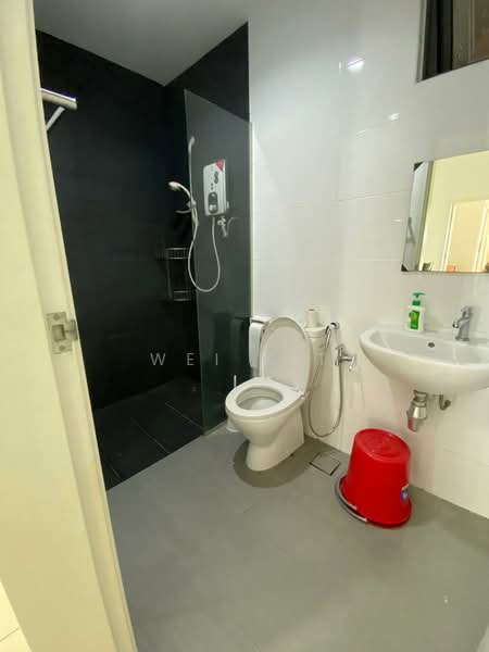 Service Residence for Rent at Utropolis Suites 1 - Wei Kit - Bathroom - PropertyGuru.com.my