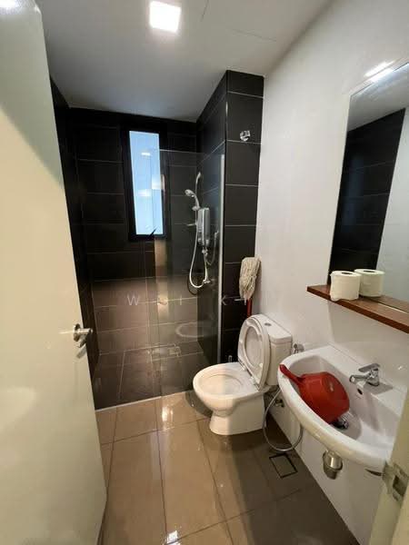 Kediaman Servis untuk Disewa di Utropolis Suites 1 - Wei Kit - Bathroom - PropertyGuru.com.my