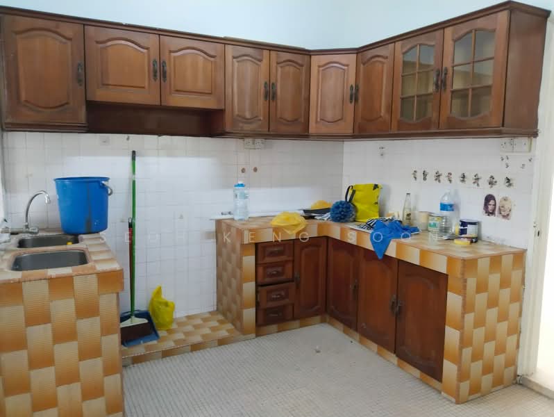 Rumah Teres 2 Tingkat untuk Dijual di SS18 (Subang Jaya) - Seoh Keng Soon - Kitchen - PropertyGuru.com.my