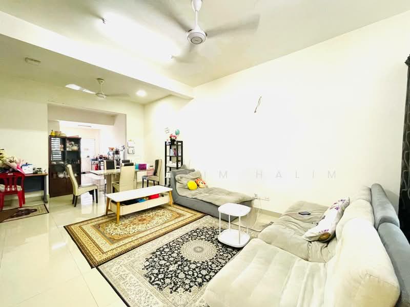 Rumah Teres untuk Dijual di Sepang (Selangor) - Arif Halim Halim - Living Room - PropertyGuru.com.my
