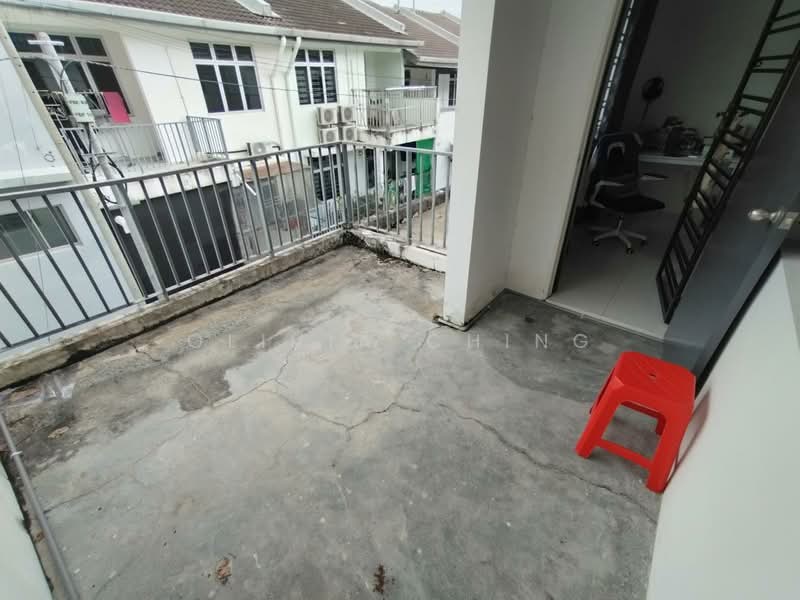 Rumah Teres 2 Tingkat untuk Dijual di Mutiara Rini (Skudai) - Olivia Ching - Balcony - PropertyGuru.com.my