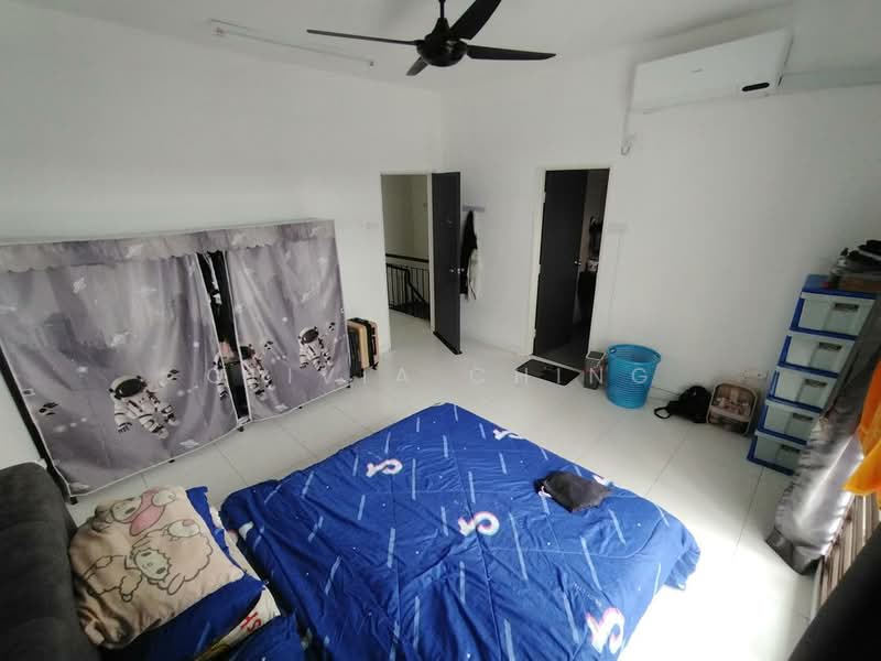 Rumah Teres 2 Tingkat untuk Dijual di Mutiara Rini (Skudai) - Olivia Ching - Bedroom - PropertyGuru.com.my