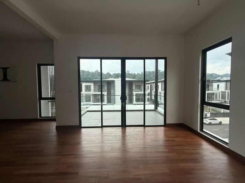 Semi-Detached House for Sale in Kota Damansara (Selangor) - CK Hoo - Living Room - PropertyGuru.com.my