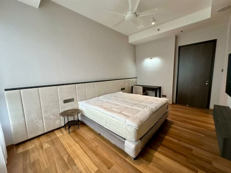 Servis Apartment untuk Disewa di Marriott Residence @ Gurney - Xinnee . - Bedroom - PropertyGuru.com.my