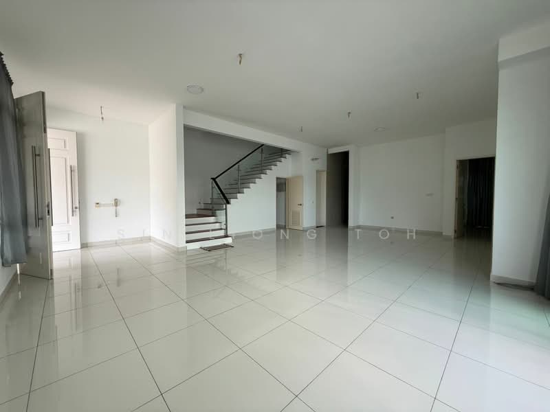 Rumah Berkembar untuk Dijual di Eco Majestic (Semenyih) - Sin Liong Toh - Living Room - PropertyGuru.com.my