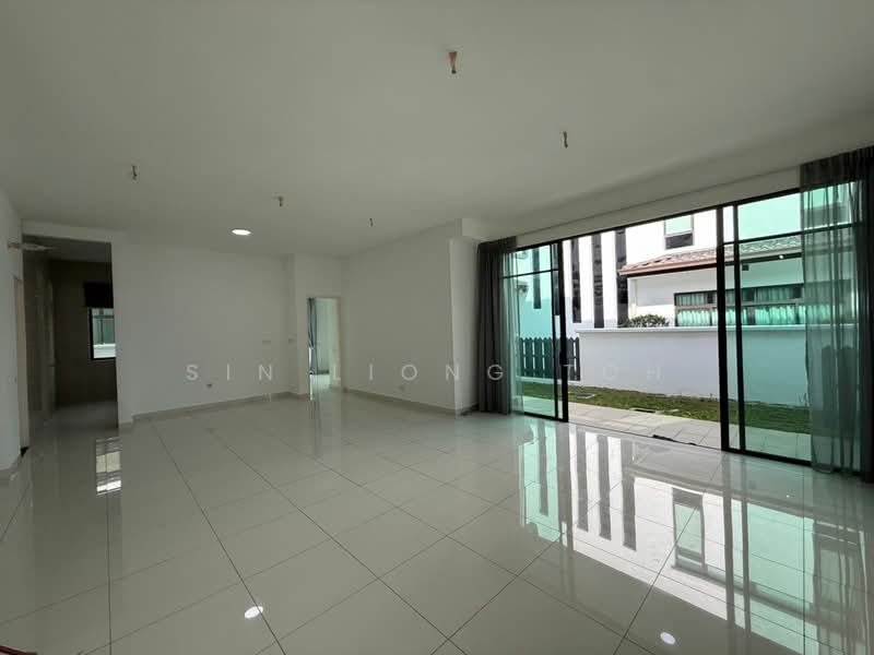 Rumah Berkembar untuk Dijual di Eco Majestic (Semenyih) - Sin Liong Toh - Living Room - PropertyGuru.com.my
