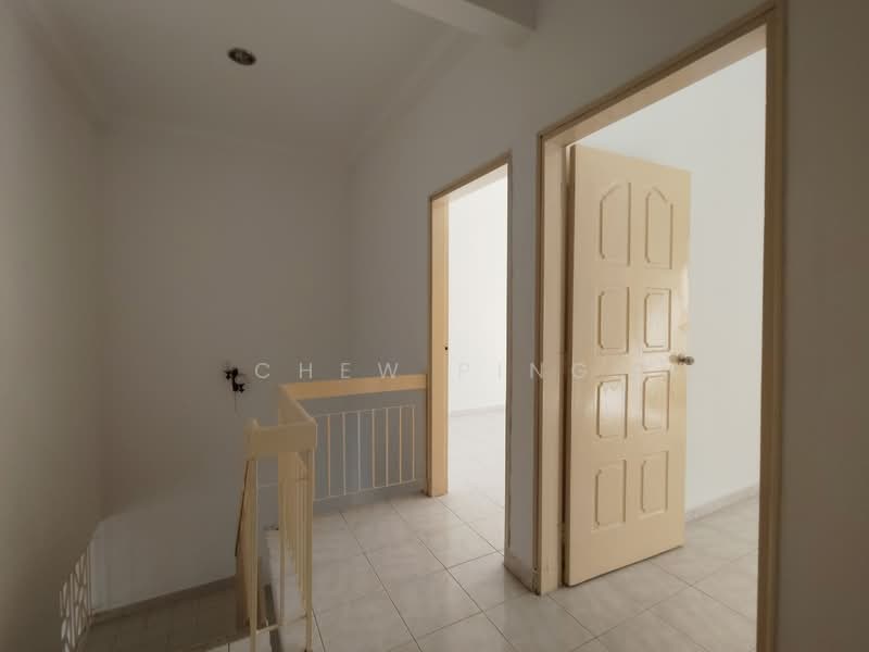 2-storey Terraced House for Rent in Taman Desa Cemerlang (Ulu Tiram) - Chew Ping - Interior - PropertyGuru.com.my