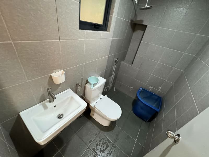 Kondominium untuk Disewa di Sky Awani Residensi 5 - Isfarizal fazz - Bathroom - PropertyGuru.com.my