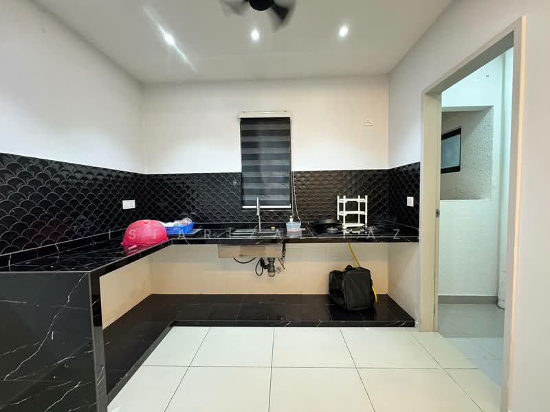 Kondominium untuk Disewa di Sky Awani Residensi 5 - Isfarizal fazz - Kitchen - PropertyGuru.com.my