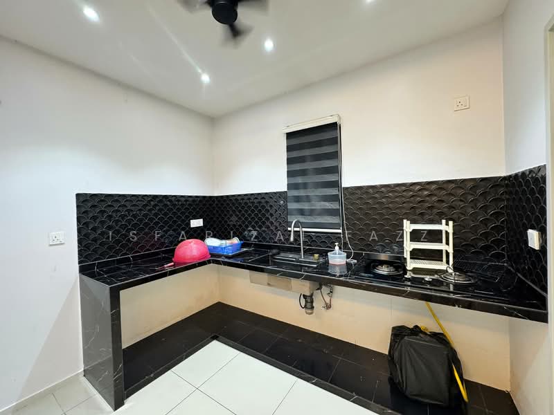 Kondominium untuk Disewa di Sky Awani Residensi 5 - Isfarizal fazz - Kitchen - PropertyGuru.com.my