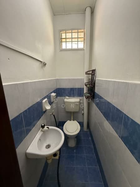 2-storey Terraced House for Rent in Taman Bestari Indah (Ulu Tiram) - Aloysius Song - Bathroom - PropertyGuru.com.my