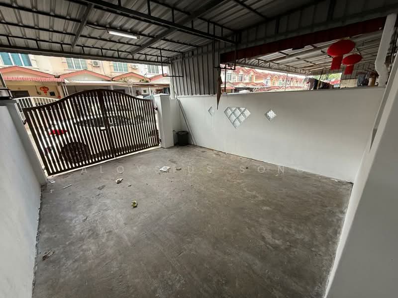 2-storey Terraced House for Rent in Taman Bestari Indah (Ulu Tiram) - Aloysius Song - Exterior - PropertyGuru.com.my