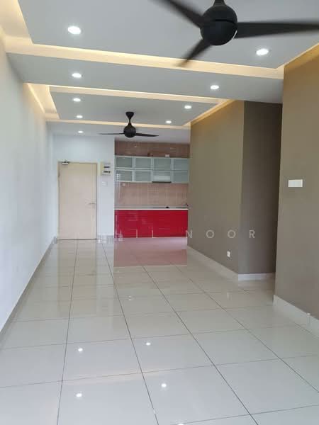 Servis Apartment untuk Disewa di OUG Parklane - FADHIL NOOR - Living Room - PropertyGuru.com.my