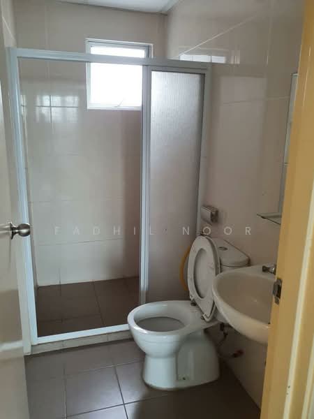 Servis Apartment untuk Disewa di OUG Parklane - FADHIL NOOR - Bathroom - PropertyGuru.com.my