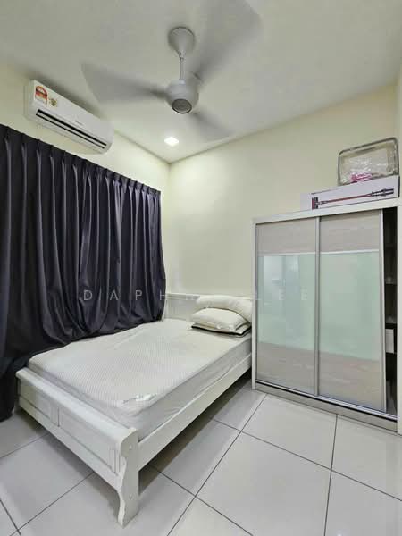 Rumah Teres 2 Tingkat untuk Disewa di Taman Mount Austin (Tebrau) - Daphne Lee - Bedroom - PropertyGuru.com.my