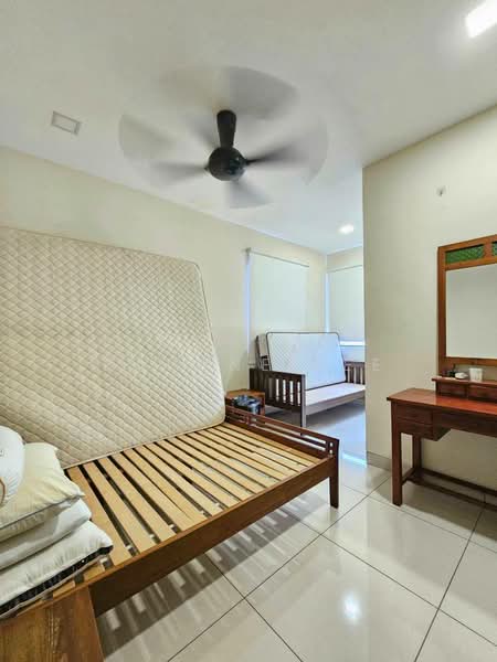 Rumah Teres 2 Tingkat untuk Disewa di Taman Mount Austin (Tebrau) - Daphne Lee - Bedroom - PropertyGuru.com.my