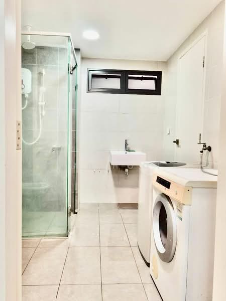 Servis Apartment untuk Disewa di Solstice @ Pan'gaea - Kar Hooi - Bathroom - PropertyGuru.com.my