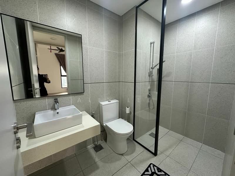 Service Residence for Rent at Millerz Square Serviced Residence - Ally Lee - Bathroom - PropertyGuru.com.my