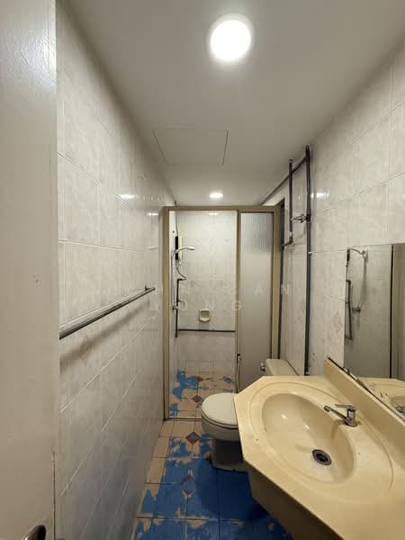 Condominium for Sale at Sunway Lagoon View Resort Condominium - Zed Yong - Bathroom - PropertyGuru.com.my