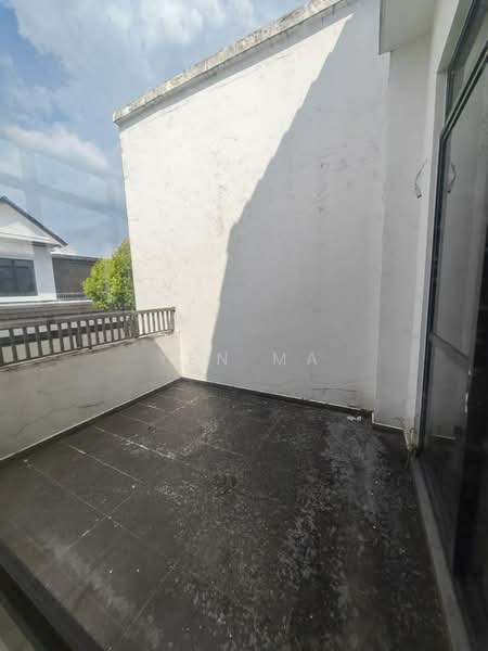 2-storey Terraced House for Sale in Kulai (Johor) - Yen Ma - Balcony - PropertyGuru.com.my