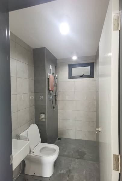 Service Residence for Sale at GM Residence Remia - Loga Raju - Bathroom - PropertyGuru.com.my