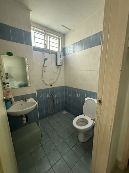 Rumah Teres 2 Tingkat untuk Disewa di Taman Skudai Indah (Skudai) - Jee Hui - Bathroom - PropertyGuru.com.my