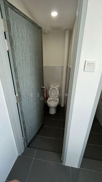 Factory for Rent in Batu Kawan (Penang) - Kelvin Ooi - Bathroom - PropertyGuru.com.my