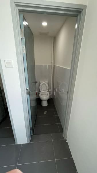 Factory for Rent in Batu Kawan (Penang) - Kelvin Ooi - Bathroom - PropertyGuru.com.my
