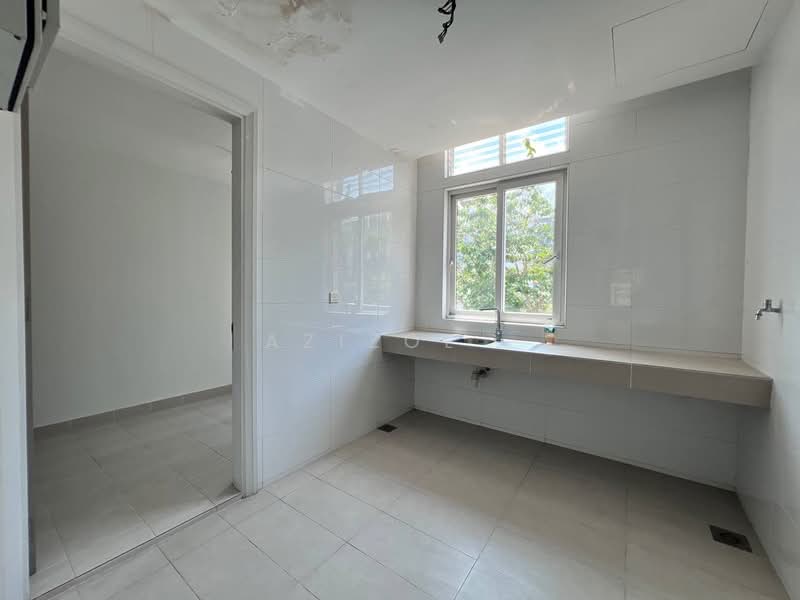 Semi-Detached House for Sale in Bandar Damansara Perdana (Damansara Perdana) - Azizol . - Kitchen - PropertyGuru.com.my