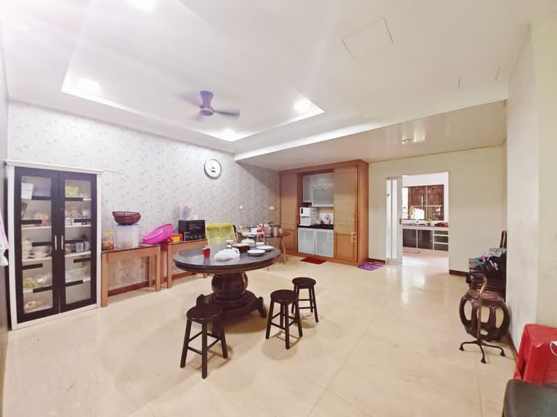 Rumah Berkembar untuk Dijual di Johor Bahru (Johor) - Fion Lee - Living Room - PropertyGuru.com.my