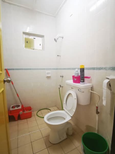 Rumah Teres 2 Tingkat untuk Dijual di Johor Bahru (Johor) - Fion Lee - Bathroom - PropertyGuru.com.my