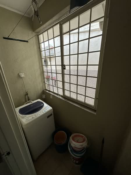 Pangsapuri untuk Disewa di SD Apartments II - Ben Ng - Balcony - PropertyGuru.com.my