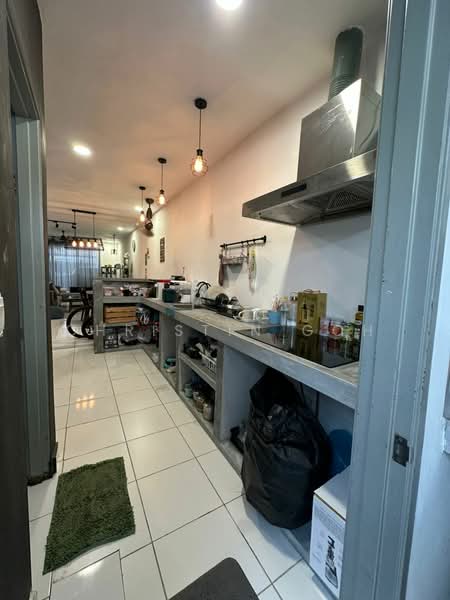 Rumah Teres 2 Tingkat untuk Dijual di Nusa Bayu (Iskandar Puteri (Nusajaya)) - Christin Goh - Kitchen - PropertyGuru.com.my