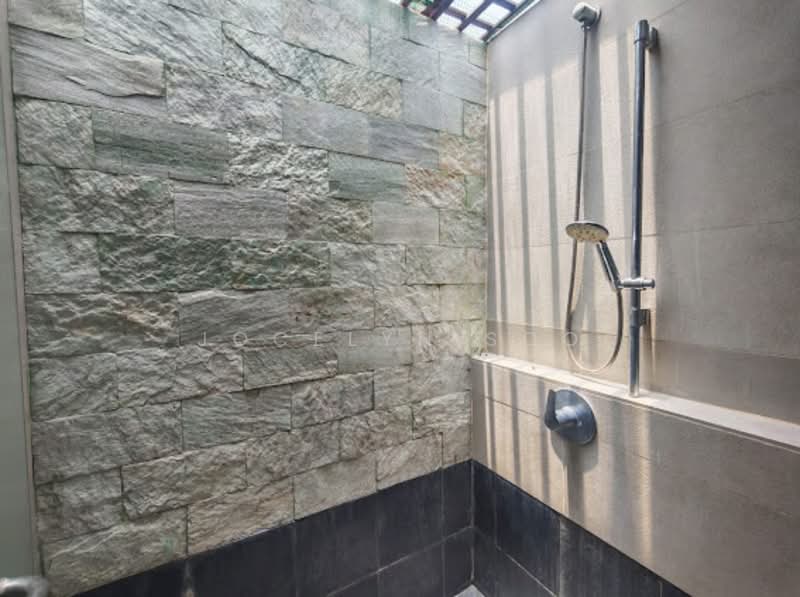 Semi-Detached House for Sale in Cheras (Kuala Lumpur) - Jocelyn Soo - Bathroom - PropertyGuru.com.my