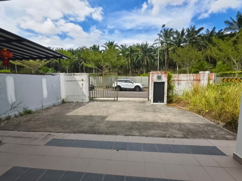 Rumah Teres 2 Tingkat untuk Dijual di Taman Austin Duta (Tebrau) - Jamie Tan - Exterior - PropertyGuru.com.my