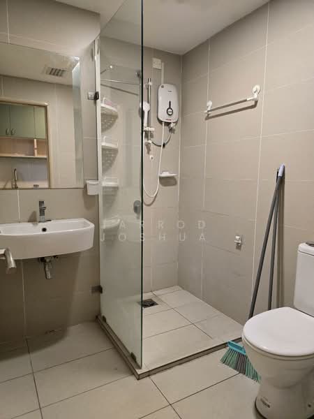 Servis Apartment untuk Disewa di Maisson - Jarrod Joshua - Bathroom - PropertyGuru.com.my
