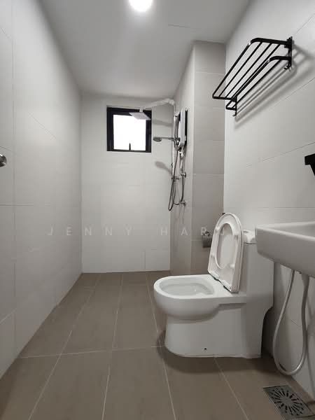 Service Residence for Sale at TRIO By Setia - Jenny Harjit - Bathroom - PropertyGuru.com.my