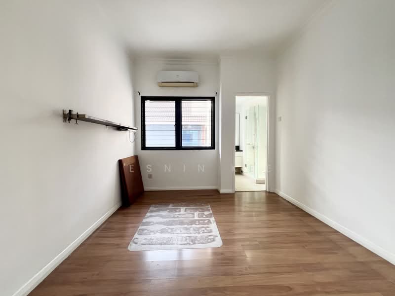 3-storey Terraced House for Sale in Lake Fields (Sungai Besi) - Jesnin Kee - Bedroom - PropertyGuru.com.my