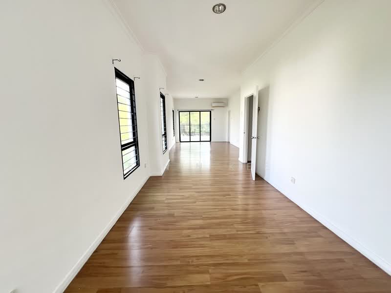 3-storey Terraced House for Sale in Lake Fields (Sungai Besi) - Jesnin Kee - Master Bedroom - PropertyGuru.com.my