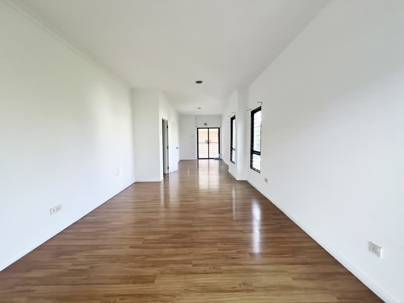 3-storey Terraced House for Sale in Lake Fields (Sungai Besi) - Jesnin Kee - Master Bedroom - PropertyGuru.com.my