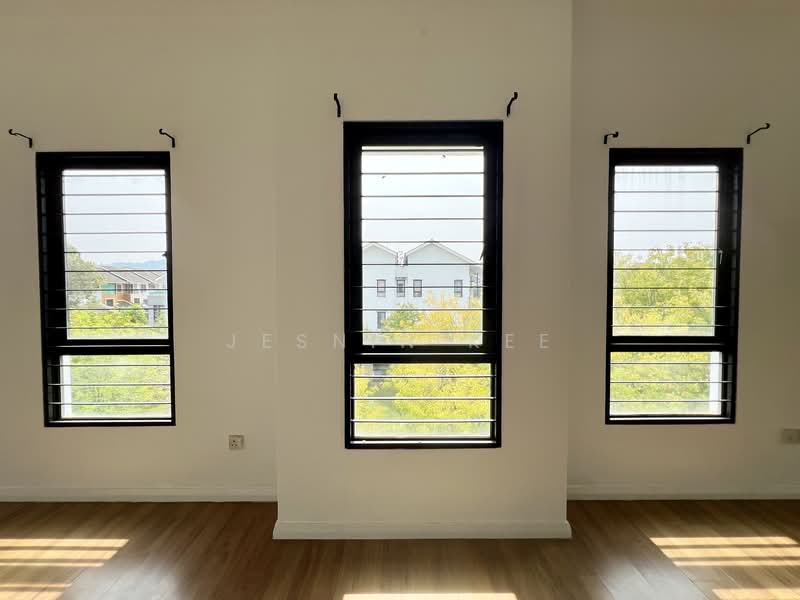 3-storey Terraced House for Sale in Lake Fields (Sungai Besi) - Jesnin Kee - Room View - PropertyGuru.com.my