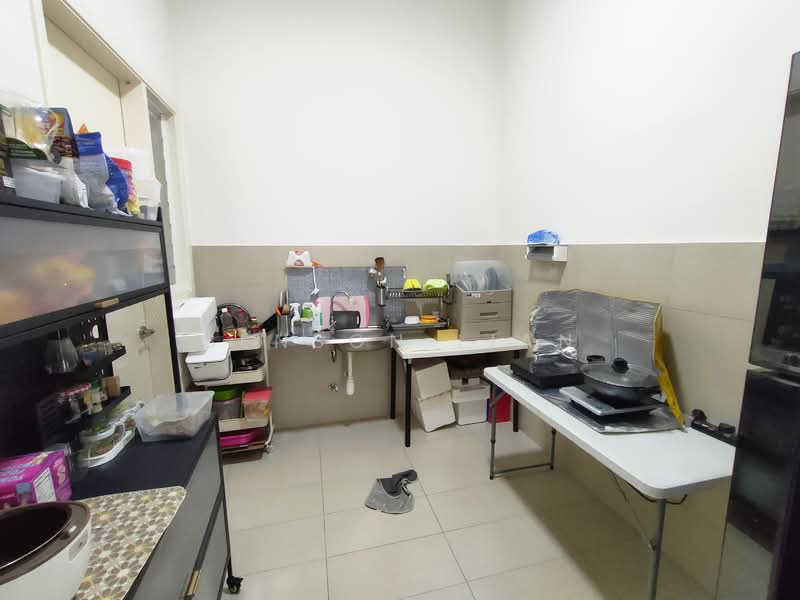 Semi-Detached House for Sale in Sungai Buloh (Selangor) - Benson Lian - Kitchen - PropertyGuru.com.my