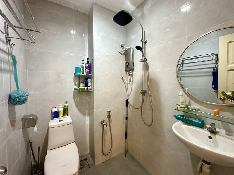2-storey Terraced House for Sale in Usj 9 (Subang Jaya) - Jenny Harjit - Bathroom - PropertyGuru.com.my