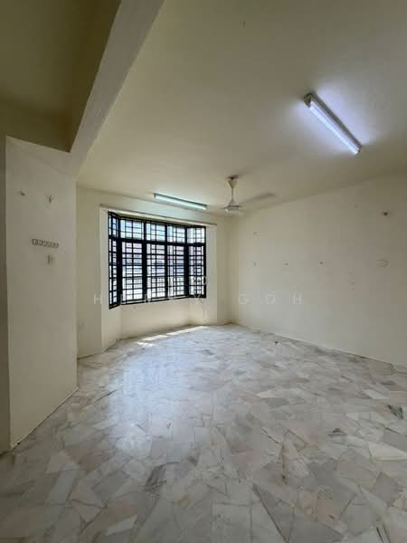Rumah Teres 2 Tingkat untuk Dijual di Taman Skudai Baru (Skudai) - Herry Goh - Living Room - PropertyGuru.com.my