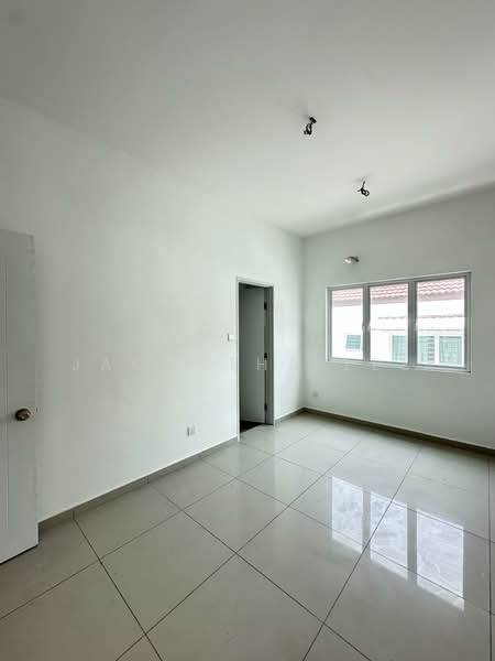 3-storey Terraced House for Sale in Sunway Cassia (Batu Maung) - Jacyntha Lee - PropertyGuru.com.my