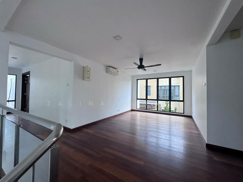 Rumah Banglo untuk Dijual di Subang Bestari (Shah Alam) - Zalina Zubaidi - Living Room - PropertyGuru.com.my
