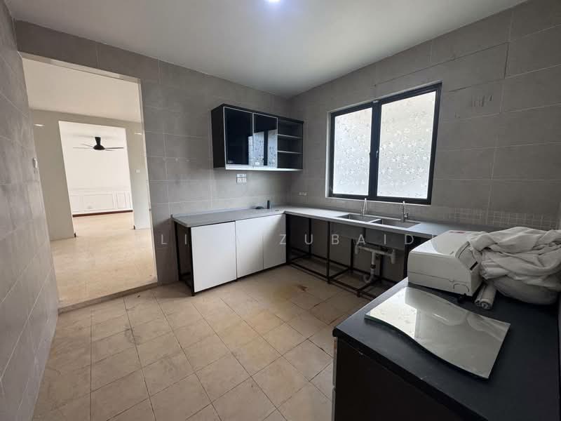 Rumah Banglo untuk Dijual di Subang Bestari (Shah Alam) - Zalina Zubaidi - Kitchen - PropertyGuru.com.my